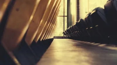 L-lysine supplement capsules and natural food sources rich in lysine