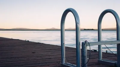 Glucosamine: 5 Benefits, Side Effects & 11 Precautions