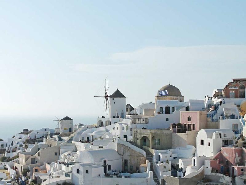 Person consulting a healthcare provider about urinary discomfort